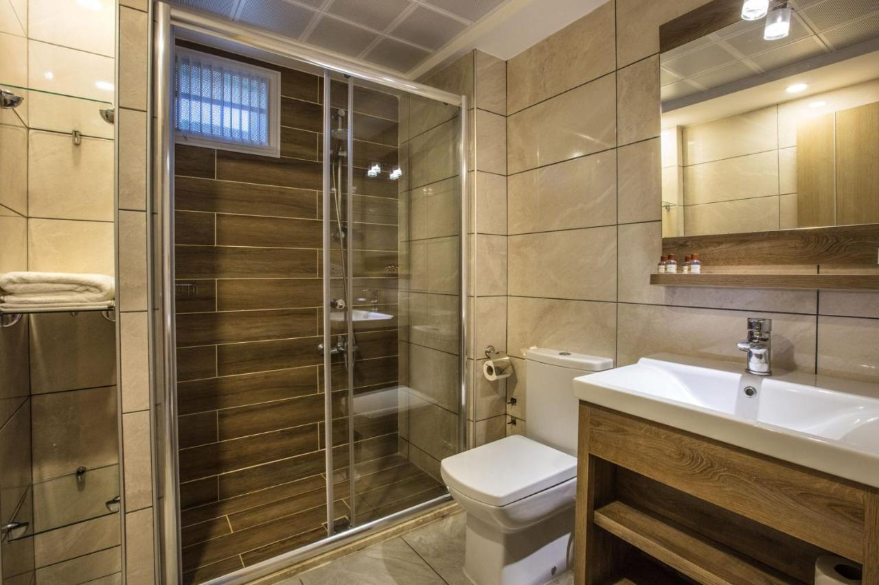 Taksim Daimon Suites Istanbul Exterior photo